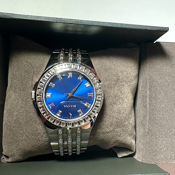 Men's Bulova Crystal Phantom Blue Dial and Stainless Steel Bracelet 42mm Watch - Picture 1 of 11